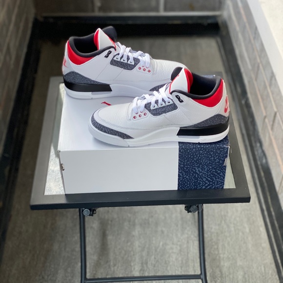 Jordan 3 Retro SE Fire Red Denim - Picture 5 of 5
